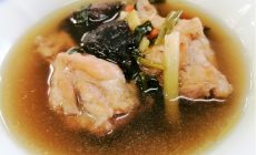 旨味たっぷり。乾しいたけを使ったほっこりあったか薬膳スープの作り方。 旨味たっぷり。乾しいたけを使ったほっこりあったか薬膳スープの作り方。