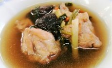 旨味たっぷり。乾しいたけを使ったほっこりあったか薬膳スープの作り方。 旨味たっぷり。乾しいたけを使ったほっこりあったか薬膳スープの作り方。