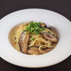 乾しいたけのぺペロンチーノ 乾しいたけのぺペロンチーノ